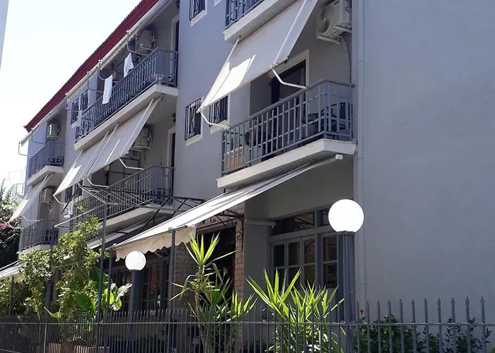 Szálloda Enalion Parálion Ástros